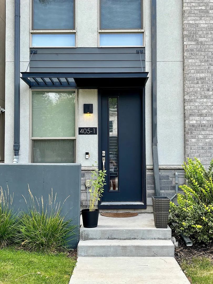 Denver Townhome: 405 Harrison St