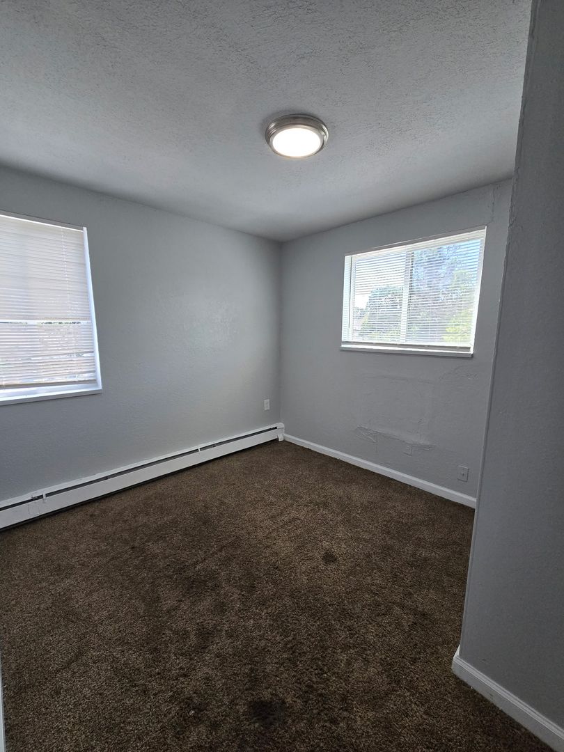 1666 Clinton St 7 of 9