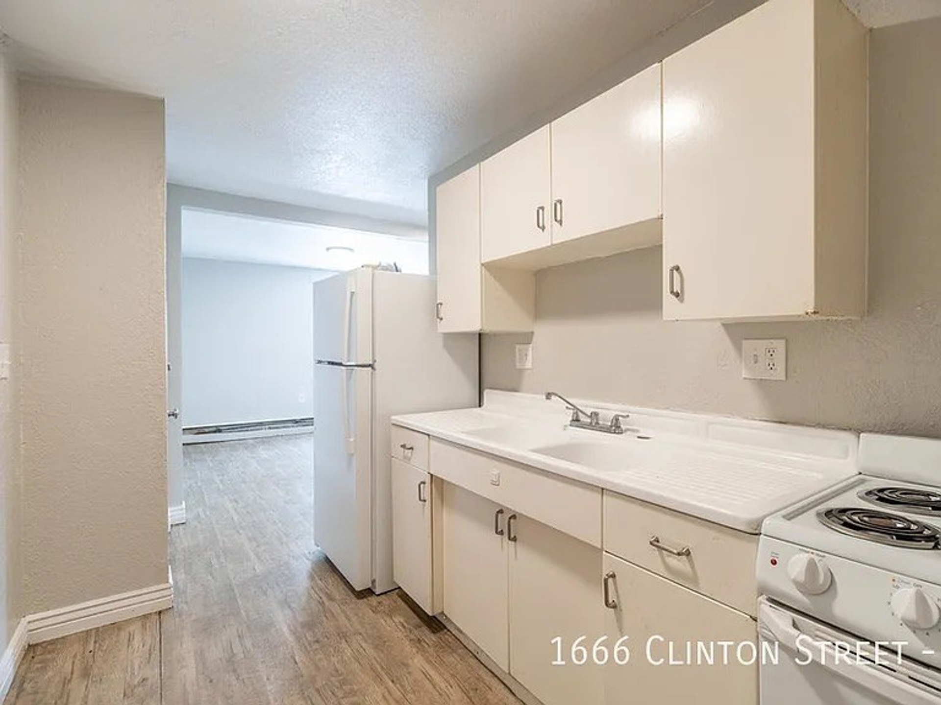 1666 Clinton St 8 of 8
