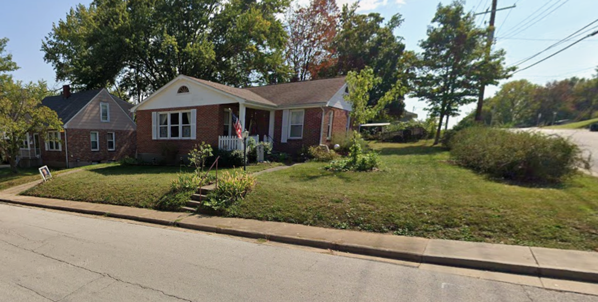Washington House: 520 West Eighth Street