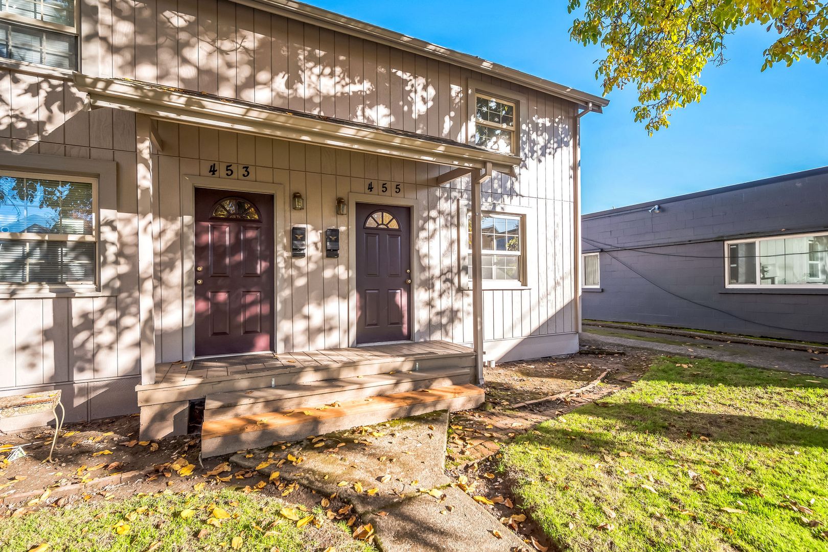 Hillsboro House: 455 SE Washington
