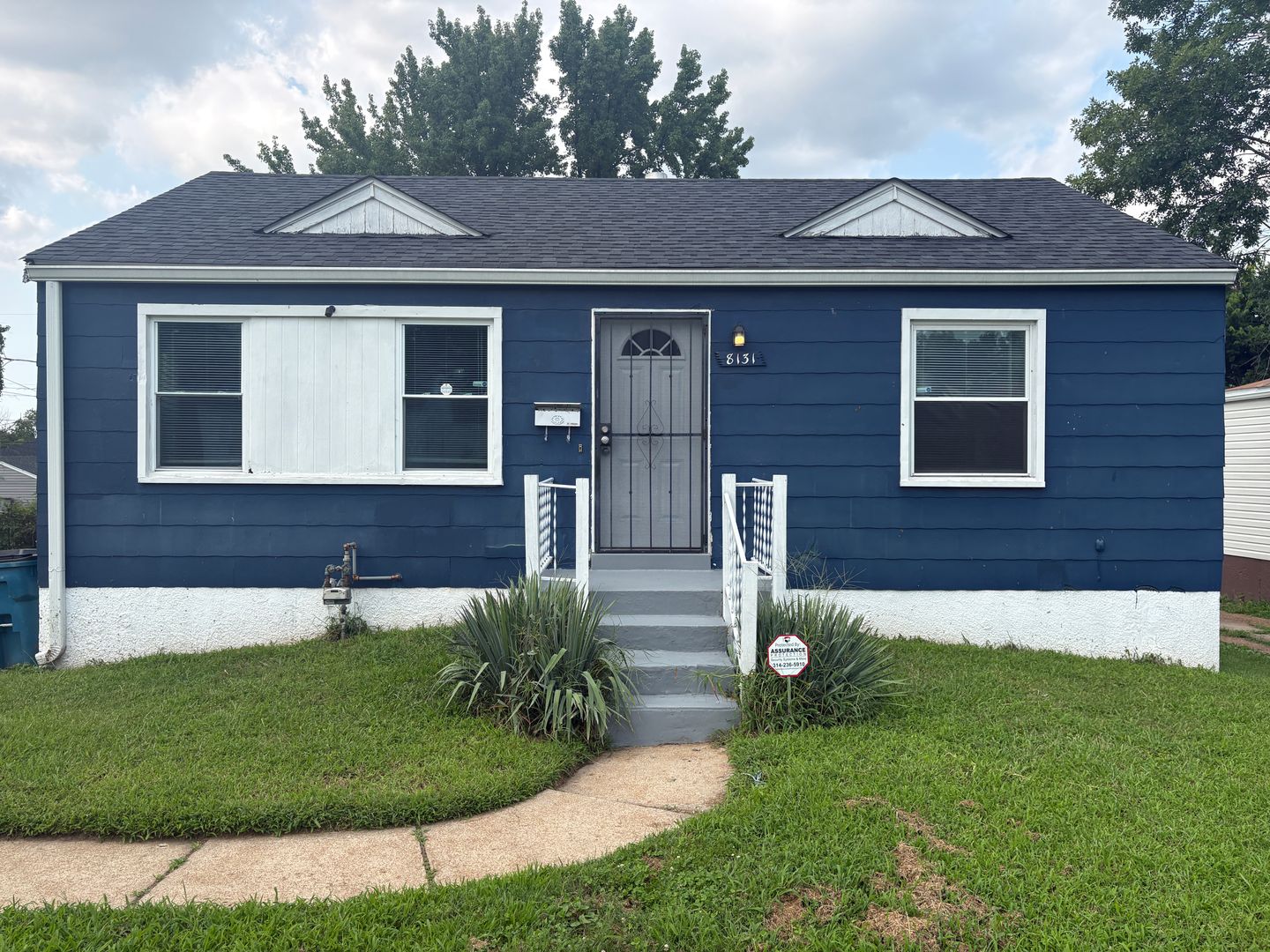 Saint Louis House: 8131 Zoe Drive