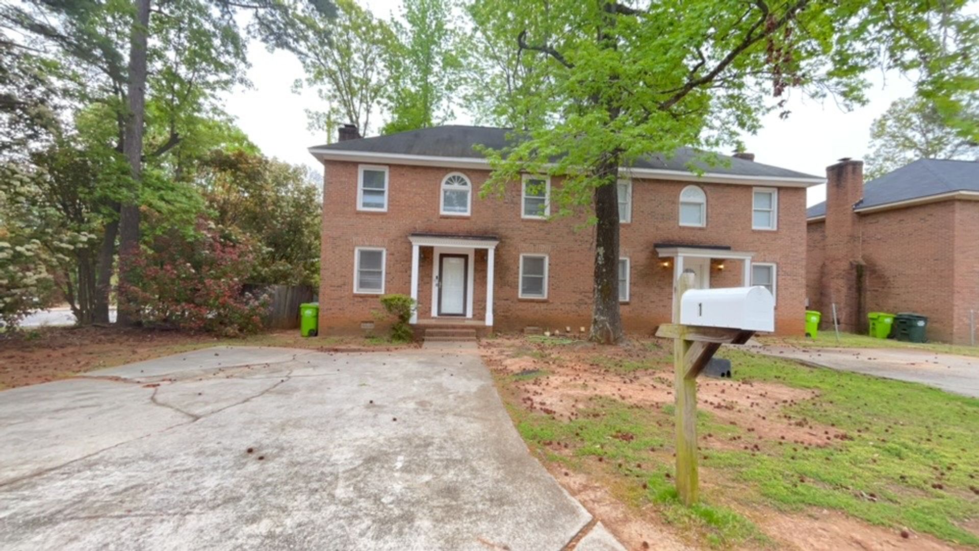 Columbia Condo: 1 Crescent Lane - 1 Crescent