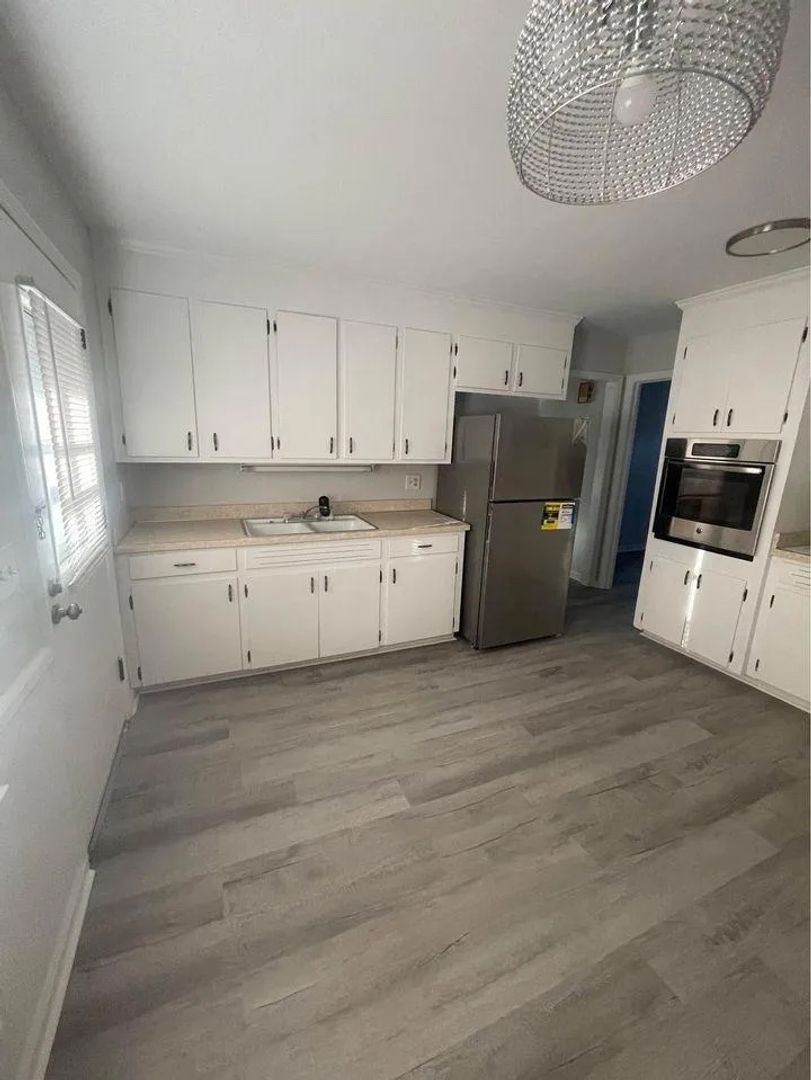 West Columbia Townhome: 304 S Marble St. - 304 S Marble