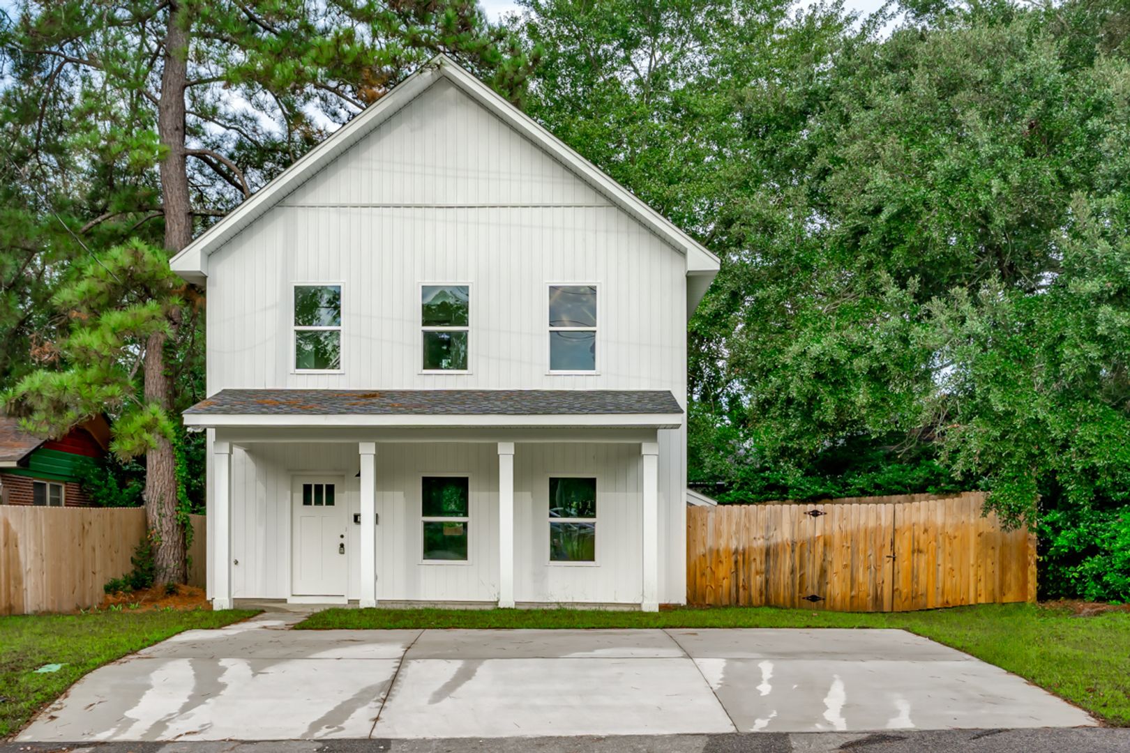Columbia Apartment: 915 S Kilbourne Rd. - 915 Unit 1