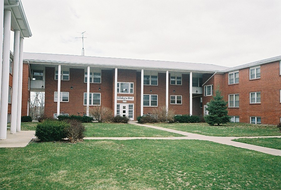 Iowa City Apartment: 1015 W. Benton Street