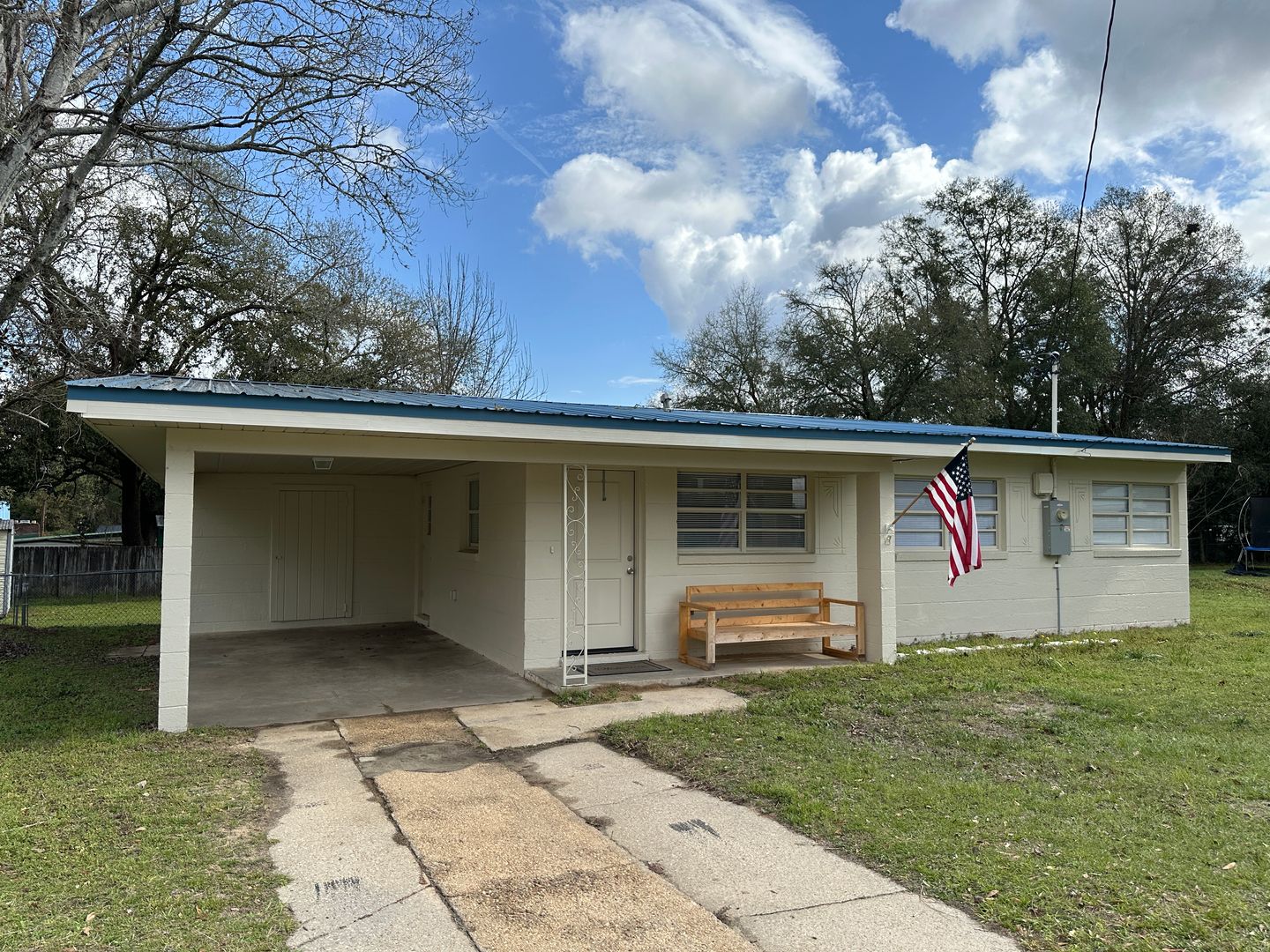 Crestview House: 110 Tyner Drive