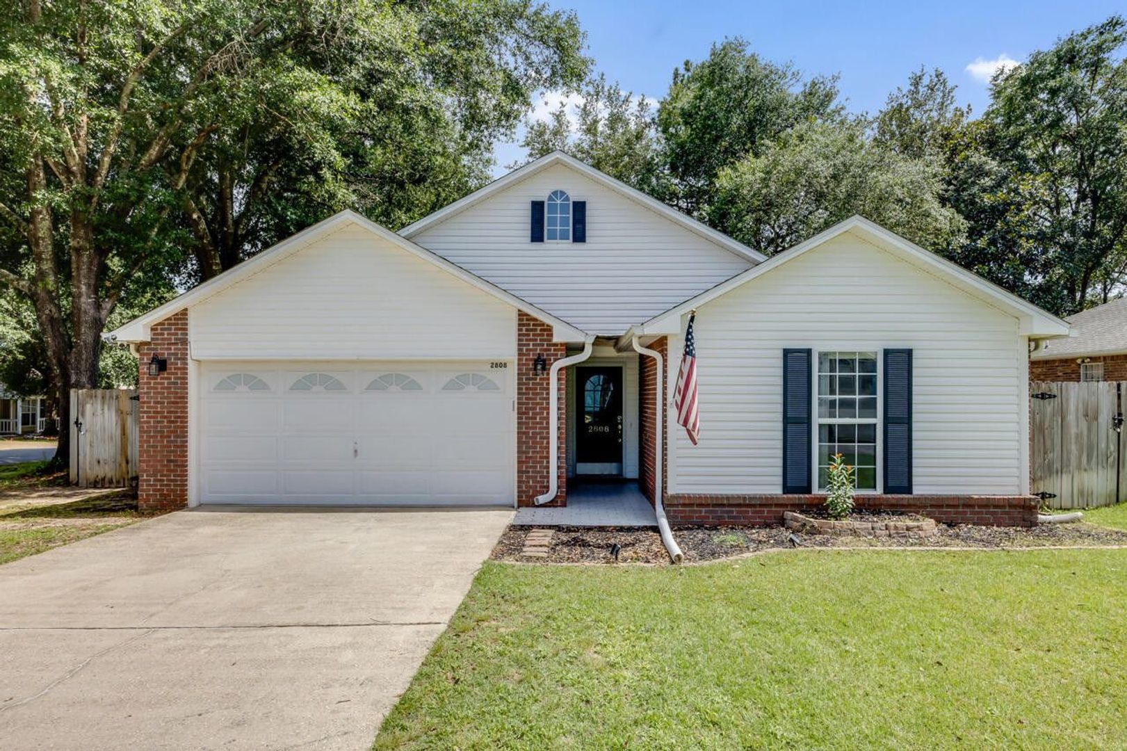 Crestview House: 2808 Ping Lane