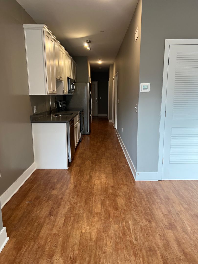 Baltimore Apartment: 300 W Fayette Street