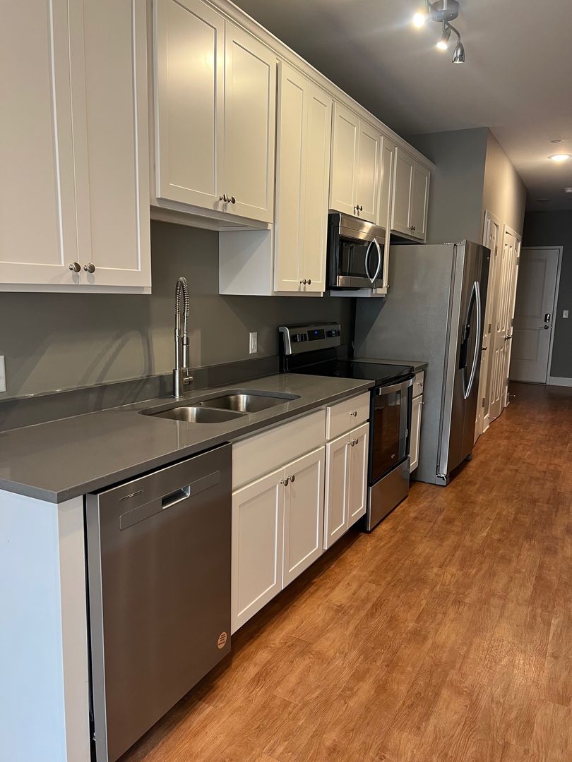 Baltimore Apartment: 300 W Fayette Street