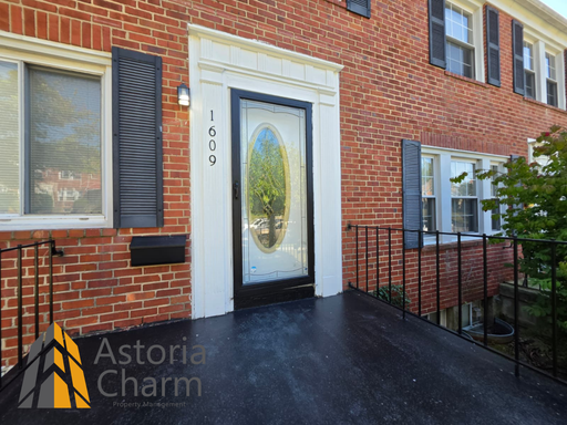 4 Bedroom Rental – 1609 Northbourne Rd, Baltimore, MD 21239