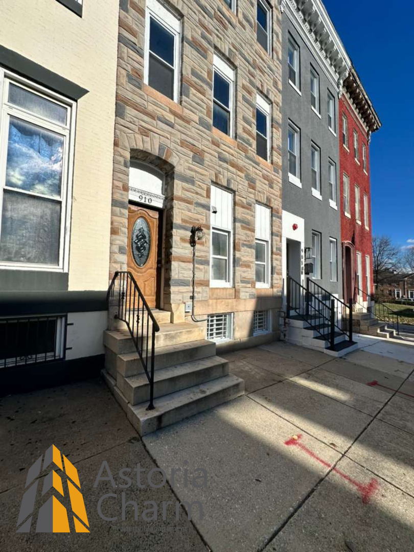 Baltimore Apartment: 910 Edmondson Ave