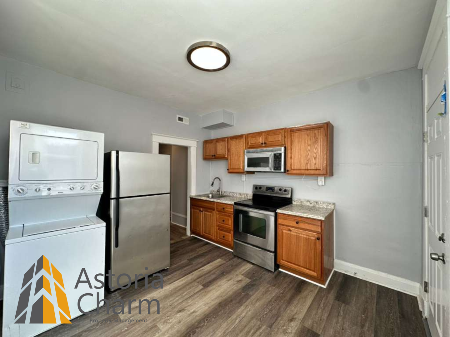 Baltimore House: 1567 Homestead St