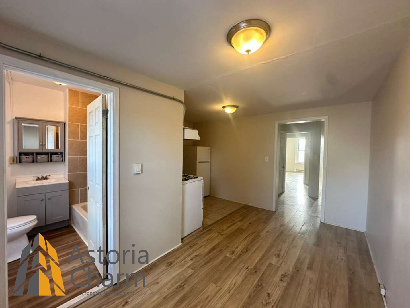 Baltimore Apartment: 910 Edmondson Ave