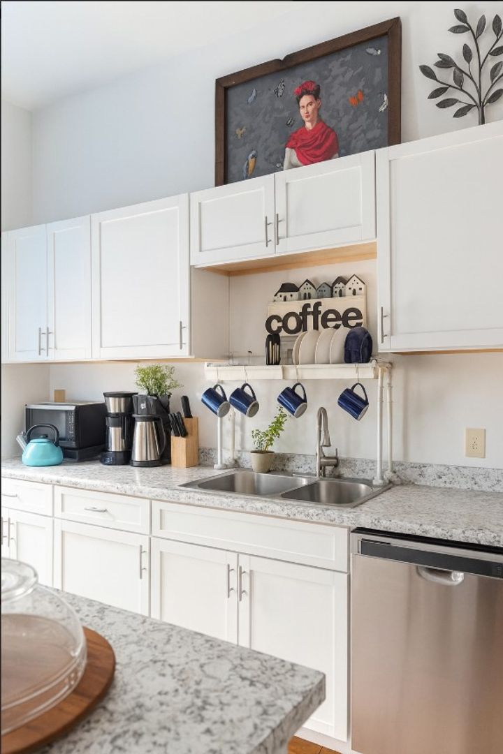 Racine Apartment: 232 Main St.