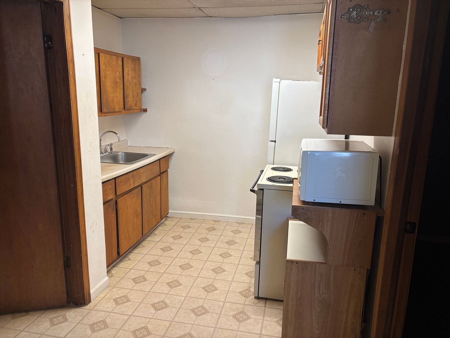 West Allis Apartment: 8100 W. National Ave.