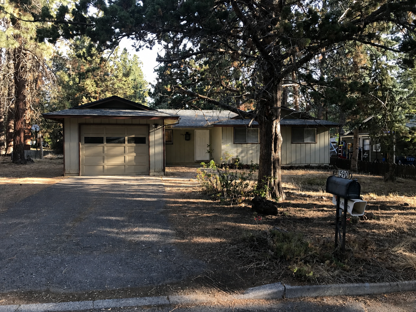 Bend House: 1590 NW Hartford