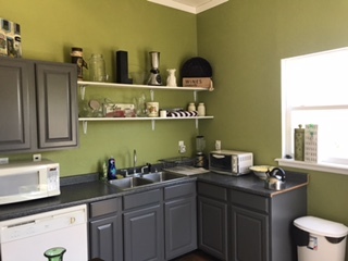 Ashland Apartment: 1079 E Main St.
