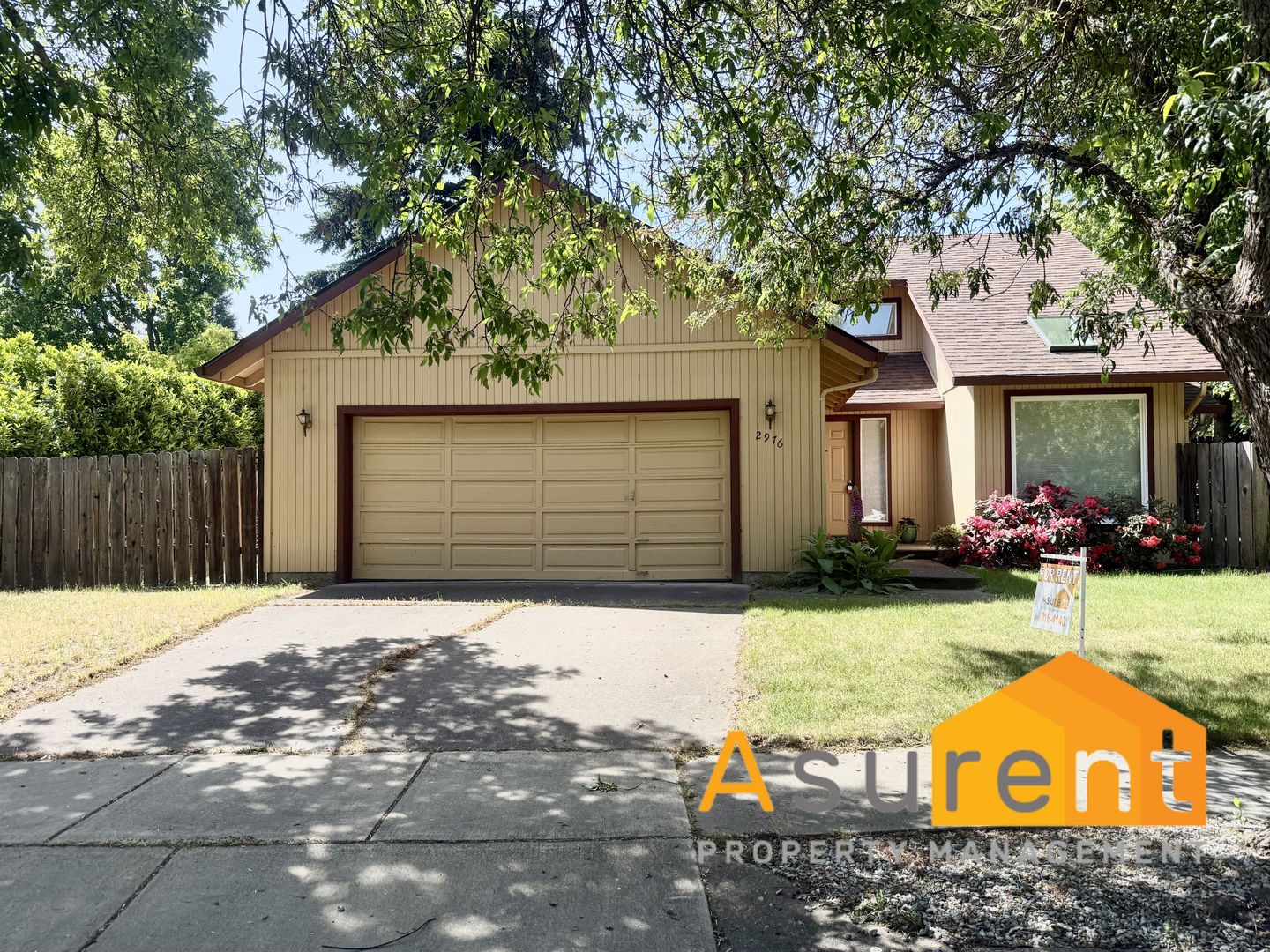 Ashland House: 2976 Grizzly Dr