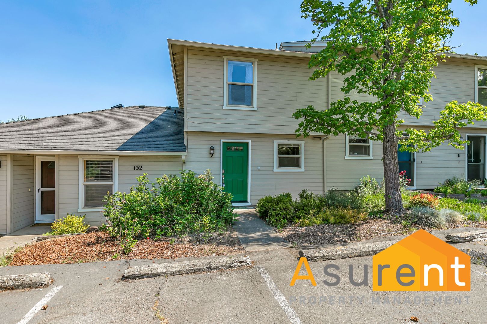 Ashland Townhome: 132 S. Mountain Ave #2