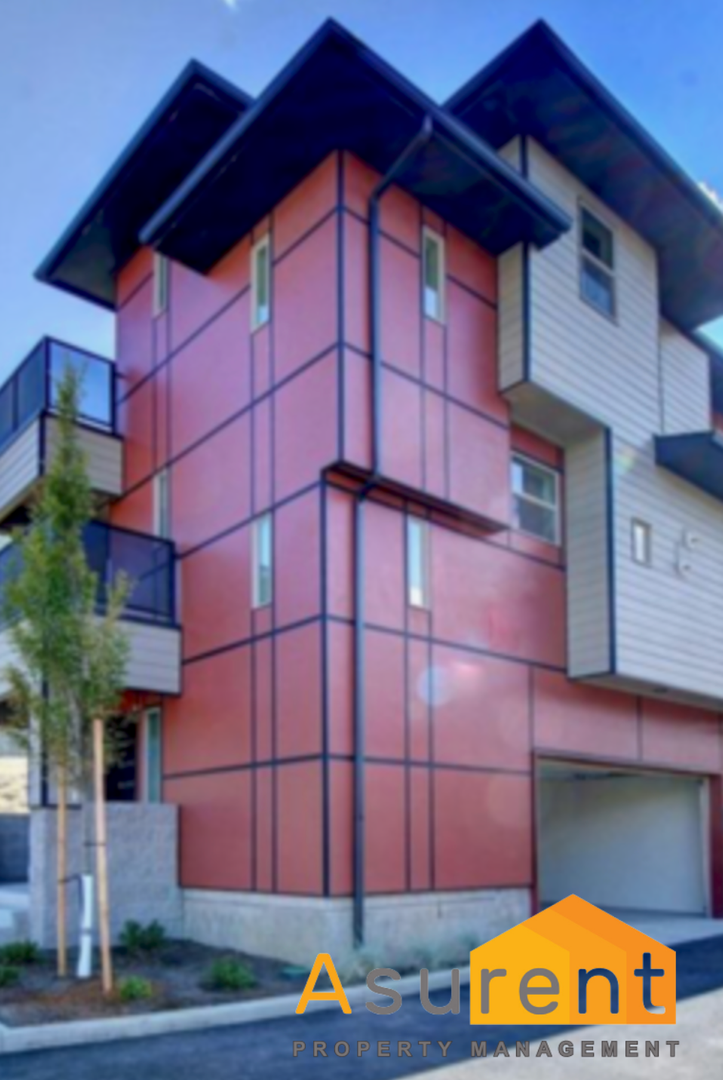 Ashland Townhome: 73 Mountain Ave