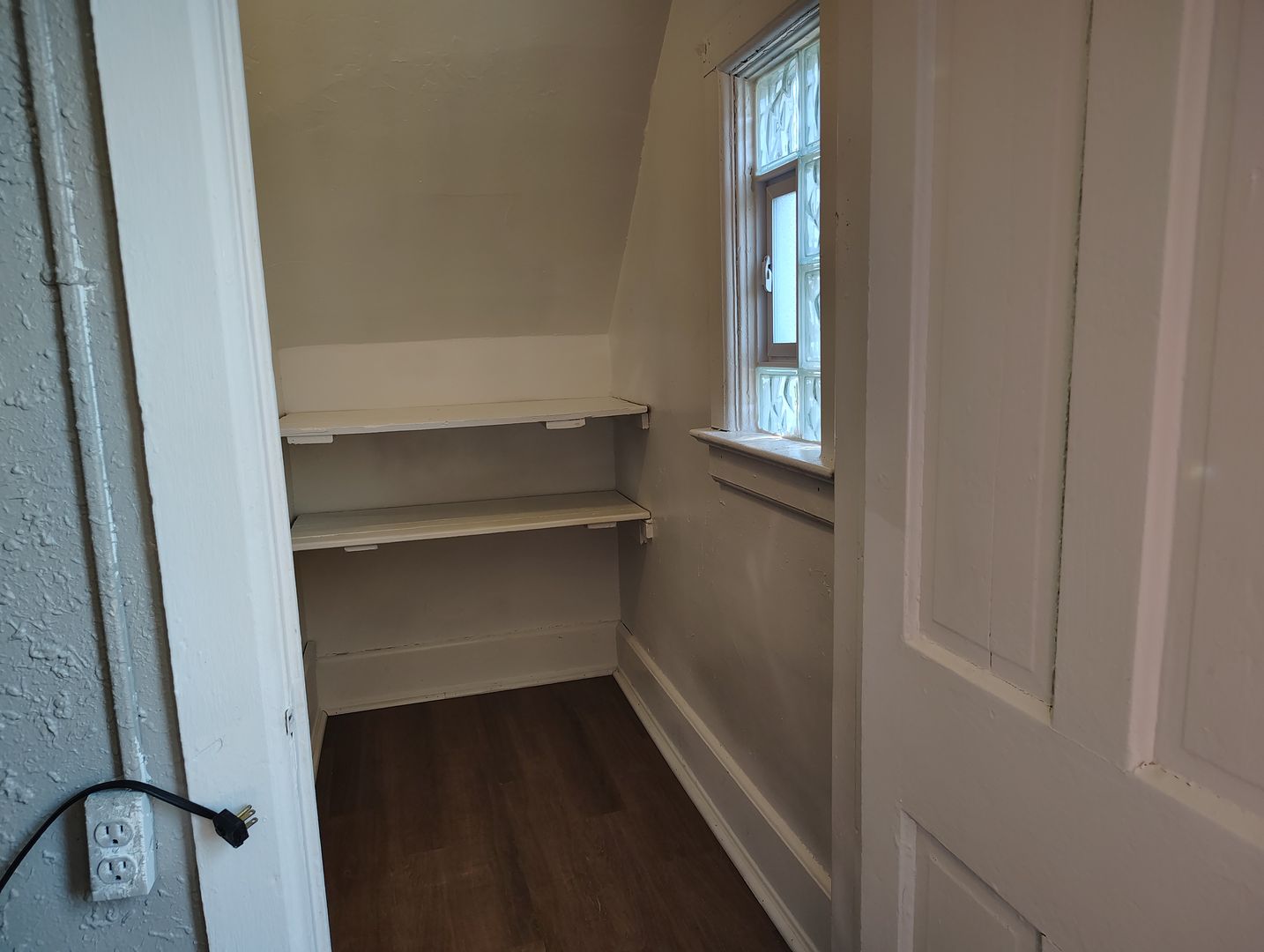 Milwaukee Apartment: 2840 N Vel R Phillips