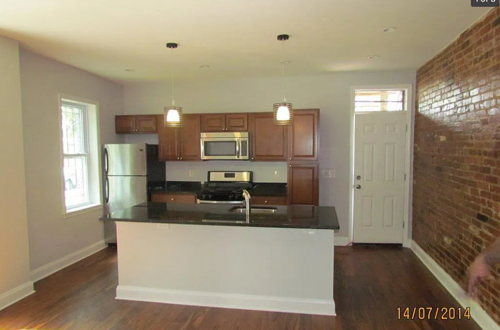 Washington Apartment: 1271 Morse St NE