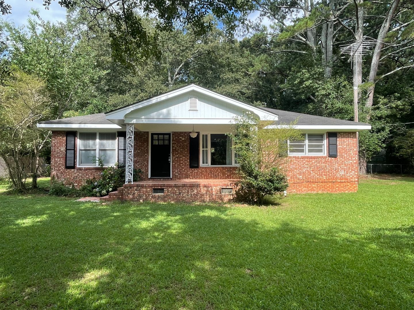 Bogart House: 126 Pine Valley Rd.
