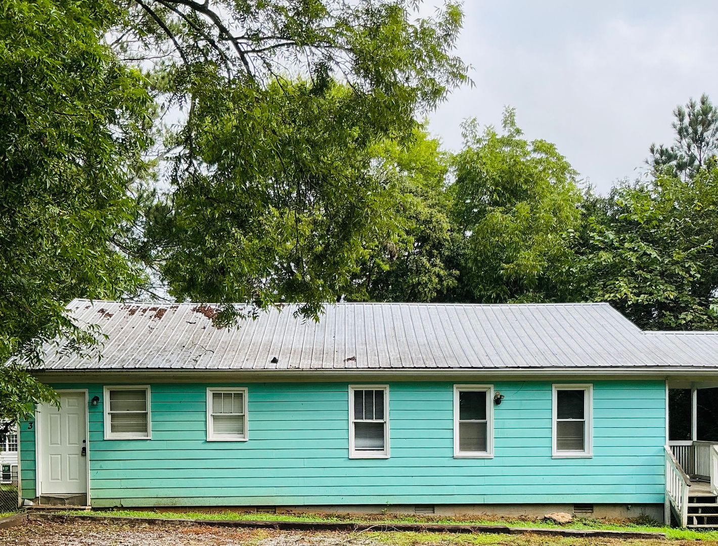 Athens House: 253 Magnolia Street