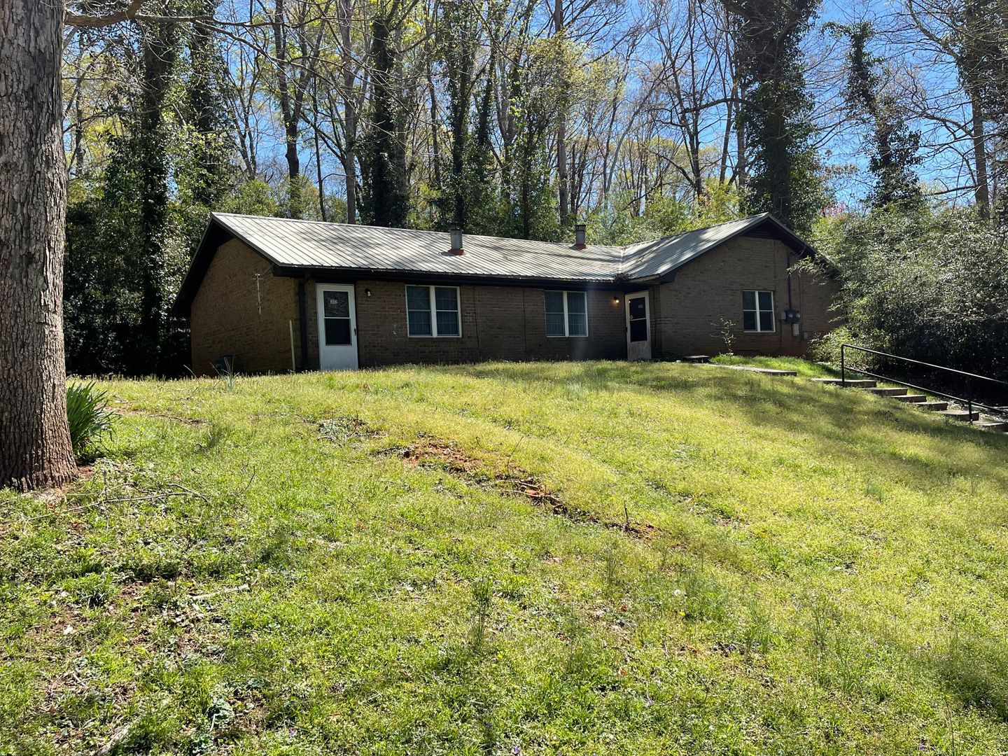 Athens Condo: 320 Edgewood Dr.