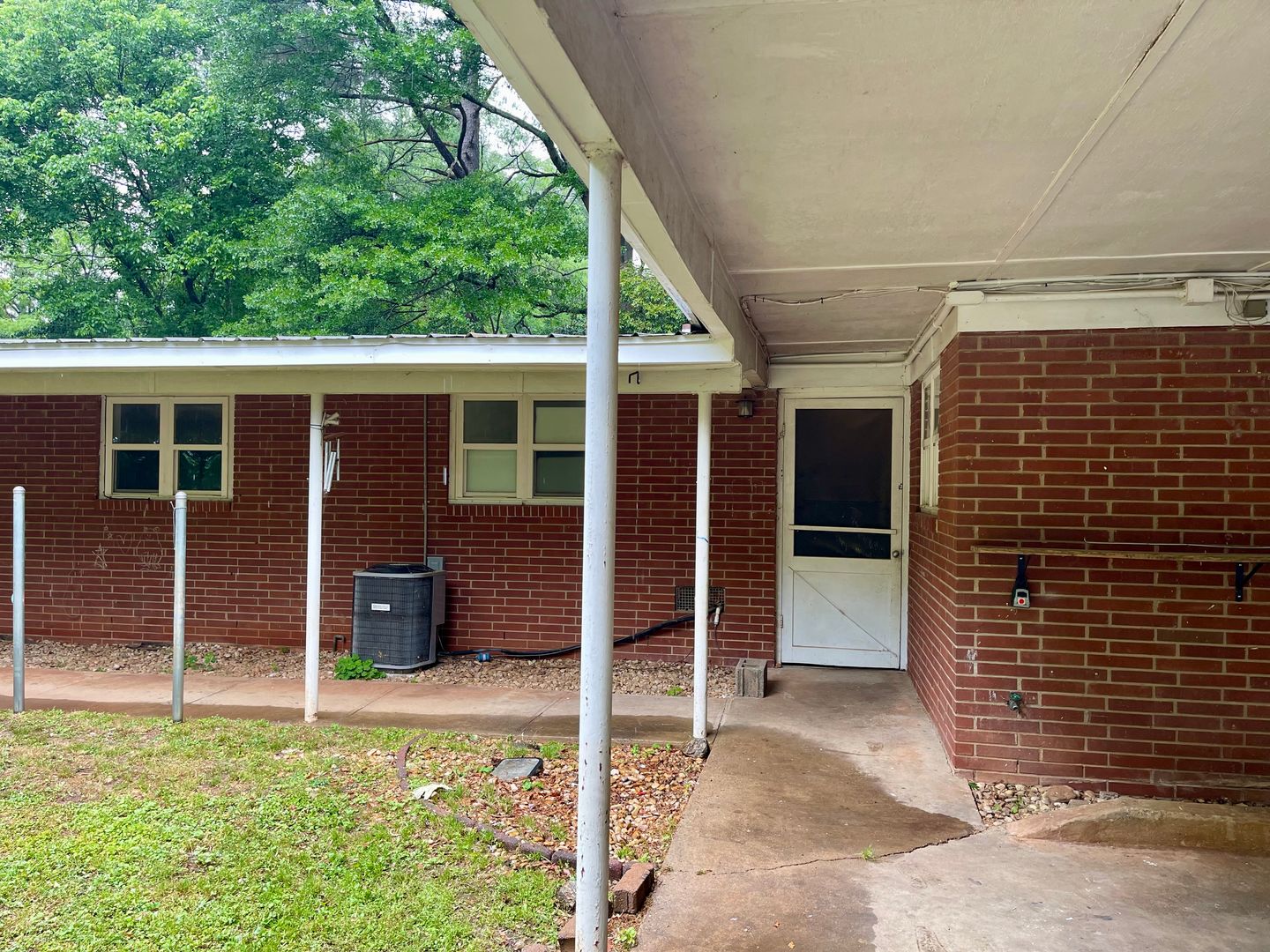 Athens Condo: 1025 Venita Drive