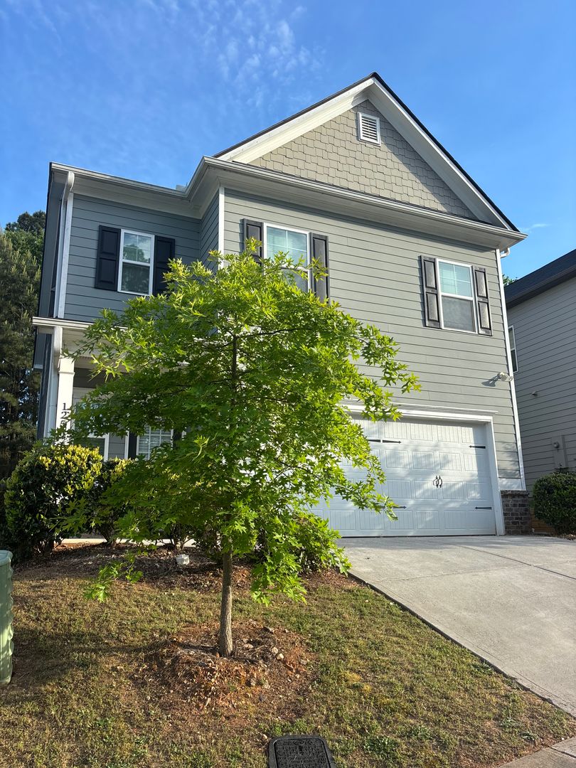Athens House: 1256 Towne Square Court
