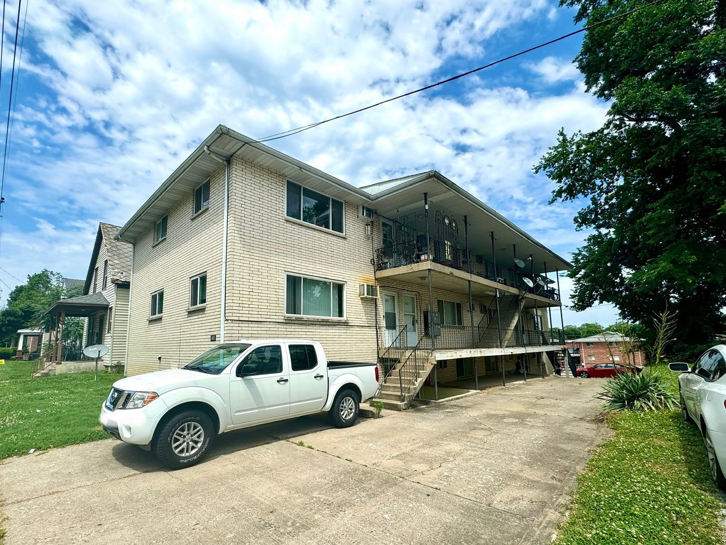 Cape Girardeau Apartment: 318 N Sprigg St