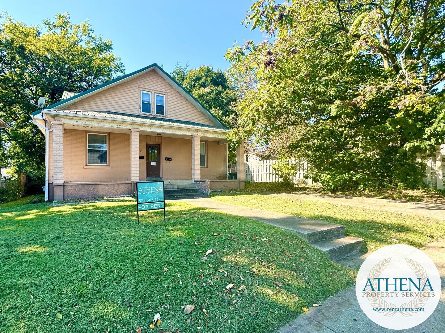 Cape Girardeau Apartment: 225 N Sprigg St