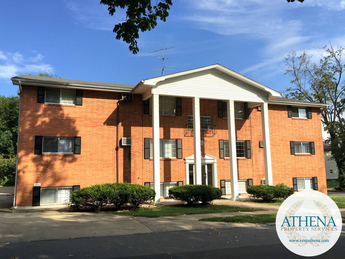Cape Girardeau Apartment: 410 Marie St