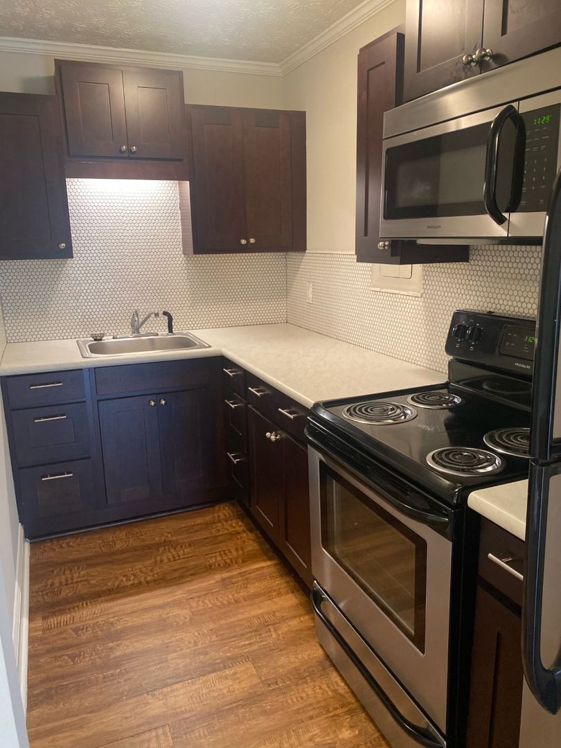 Athens Apartment: 639 Reese St