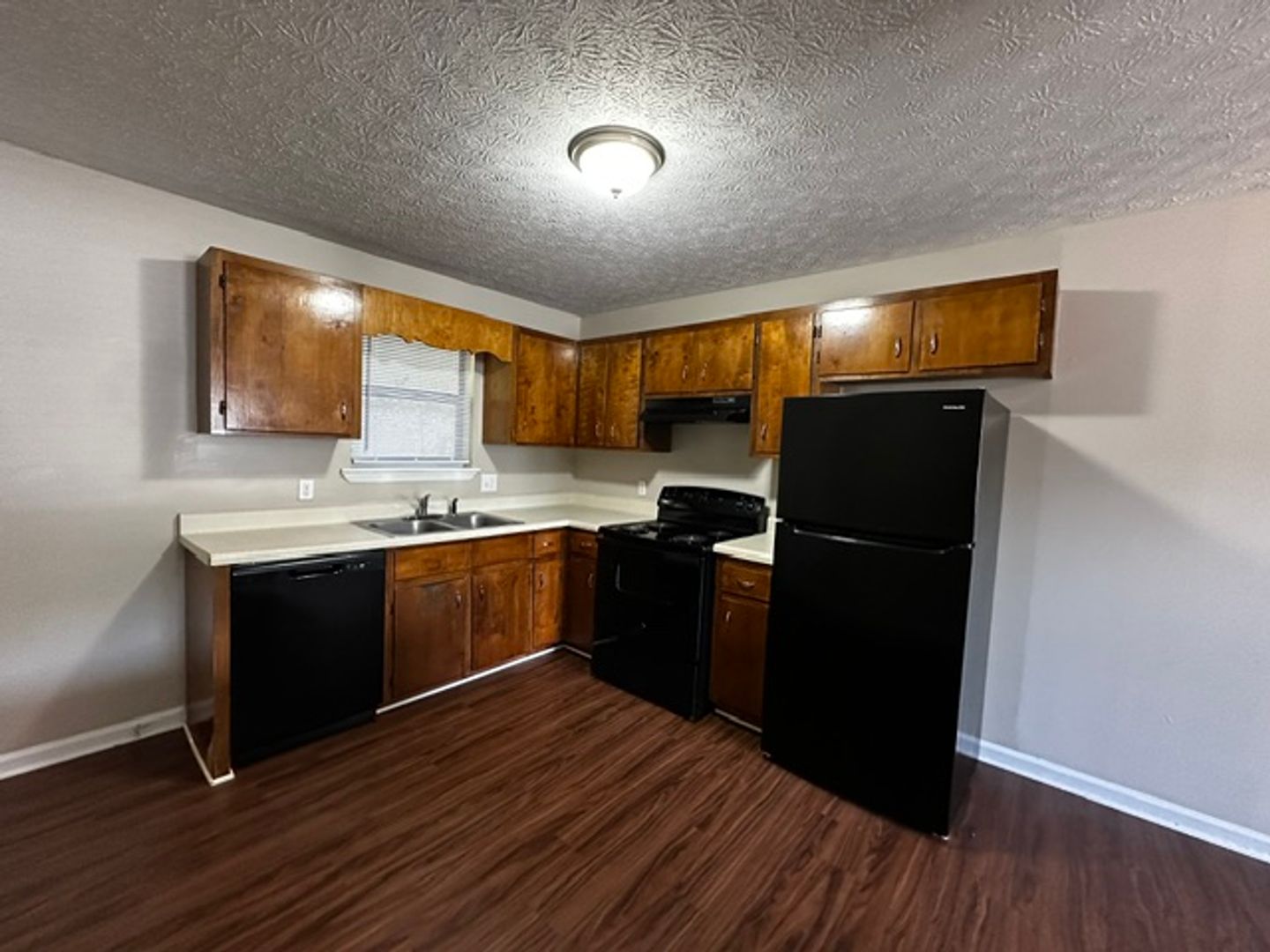 Athens Apartment: 195 Michele Dr