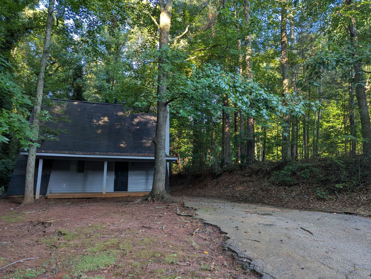 Athens House: 502 Rustwood Drive
