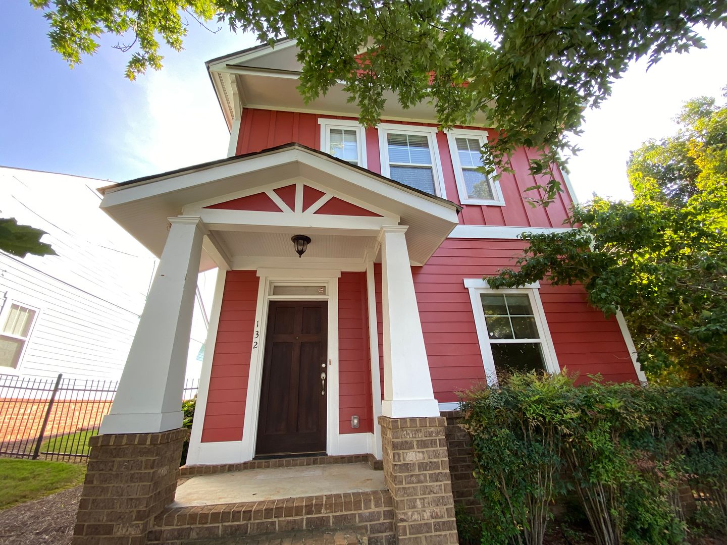 Athens House: 132 Ruth Drive