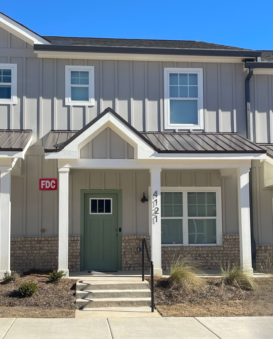 Winston-Salem Apartment: 450 Polo Road