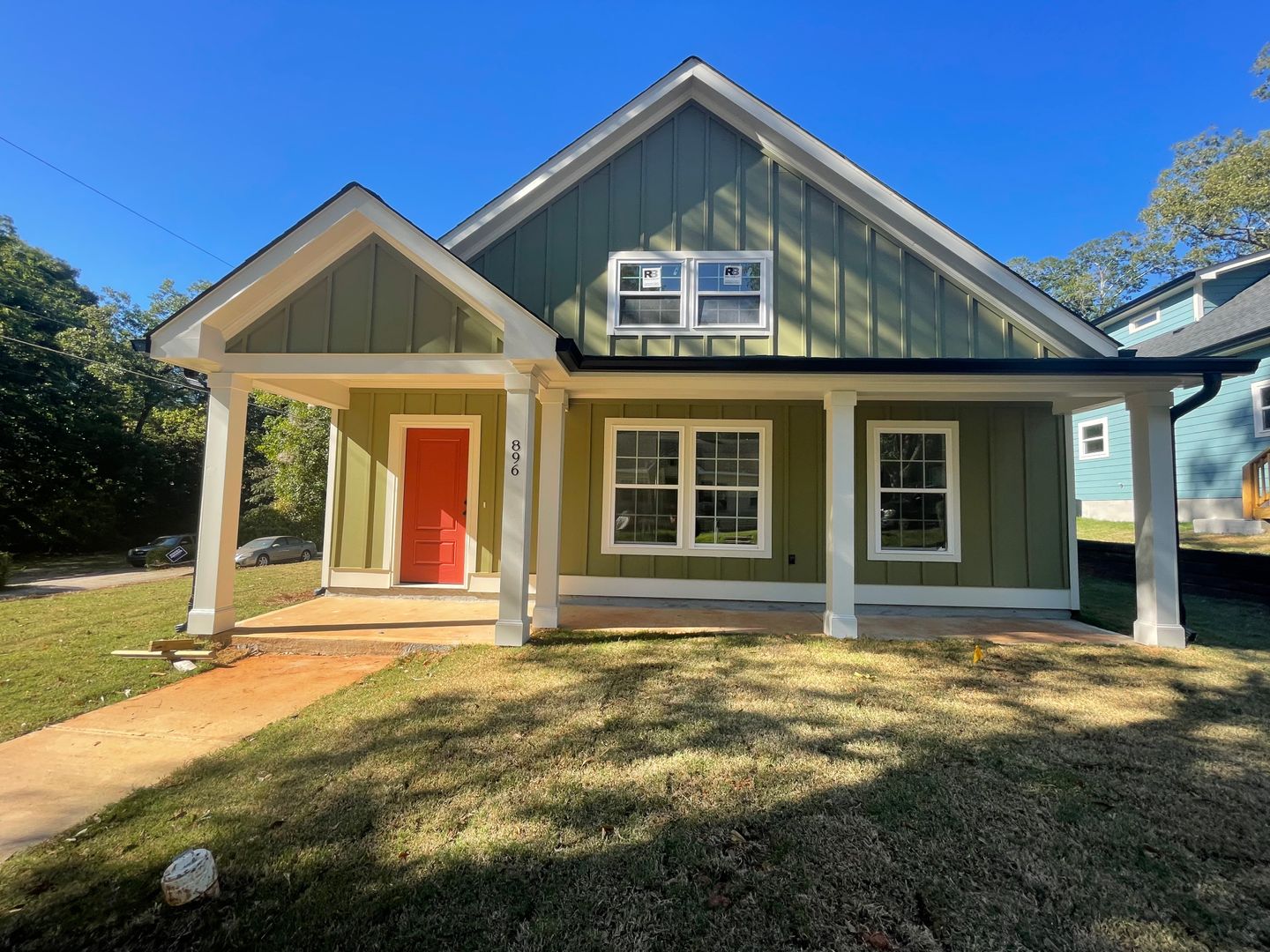 Athens House: 896 Waddell Street