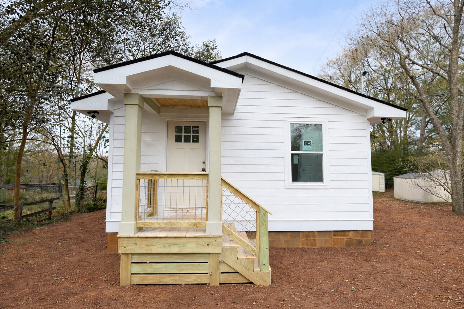 Athens House: 549 North Peter Street