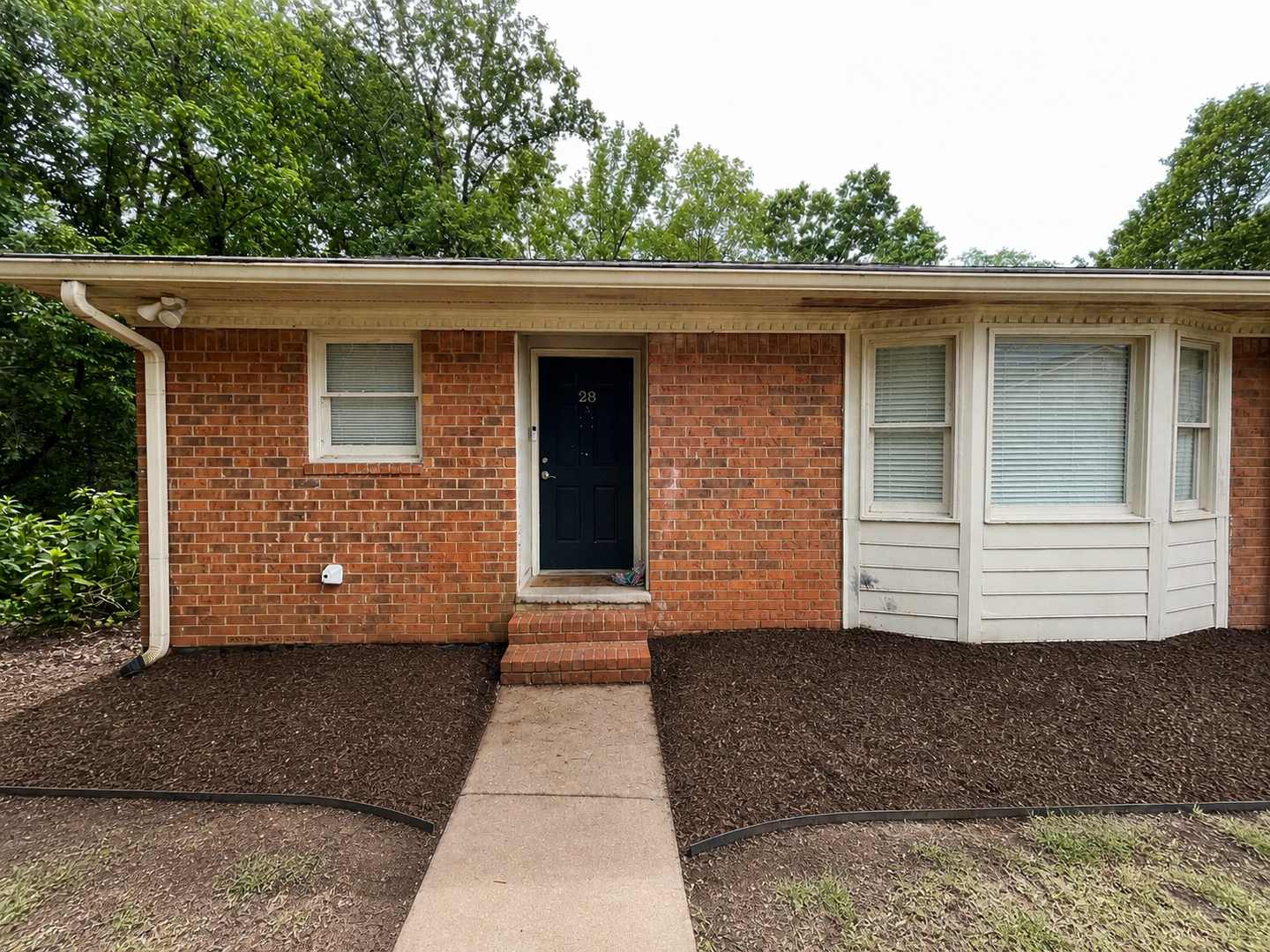 Athens Condo: 595 Macon Highway