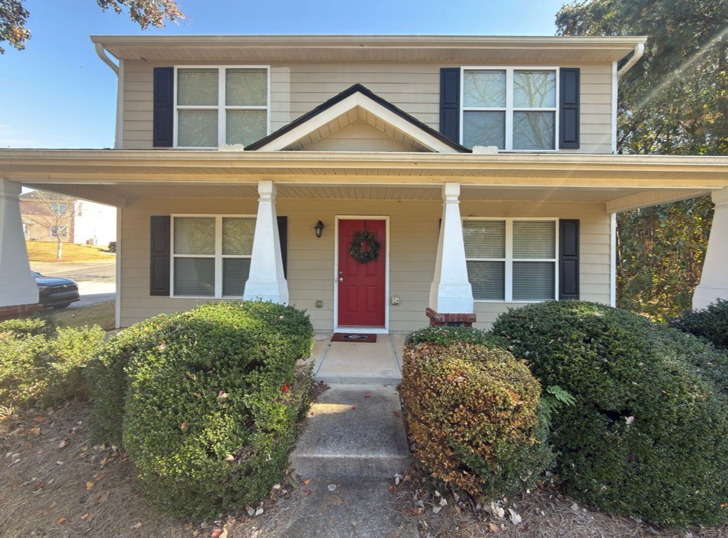 Athens House: 140 Bridgewater Way