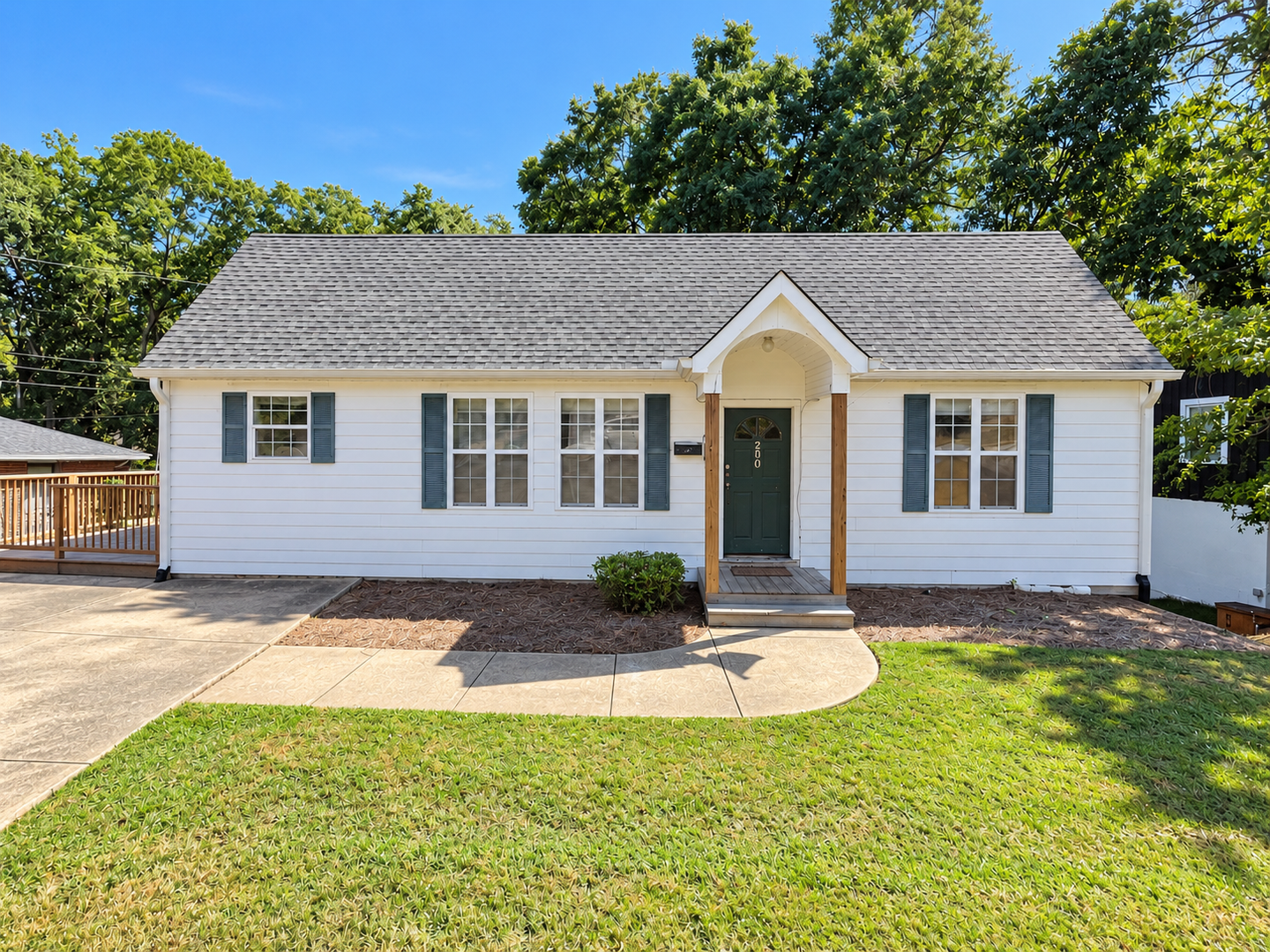 Athens House: 200 E Rutherford Street