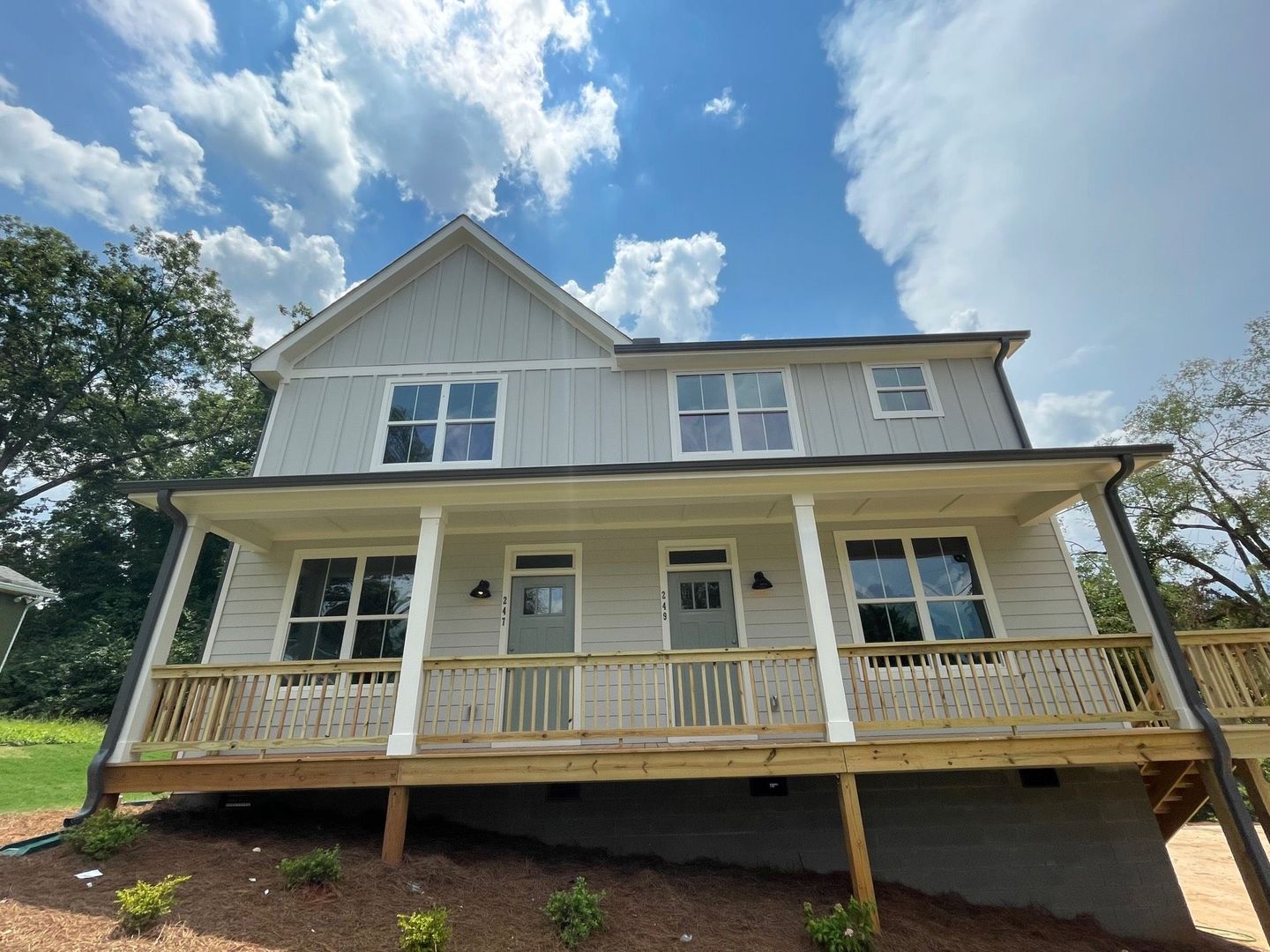 Athens House: 249 Madison Heights