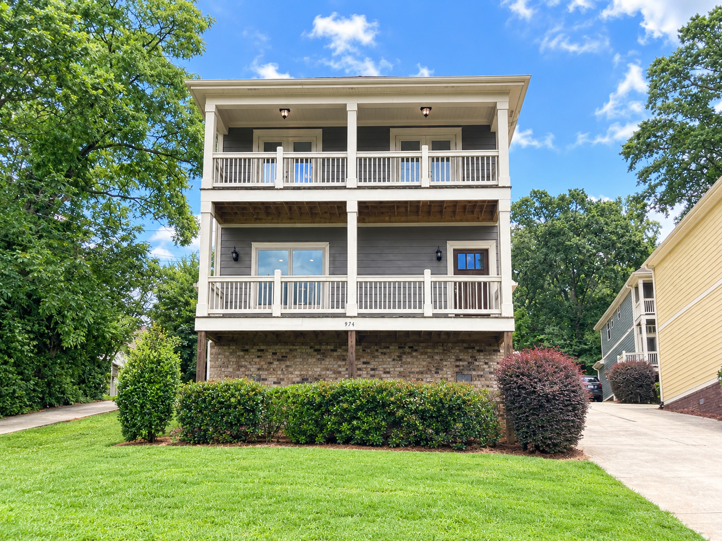 Athens House: 974 Dr MLK Jr Pkwy