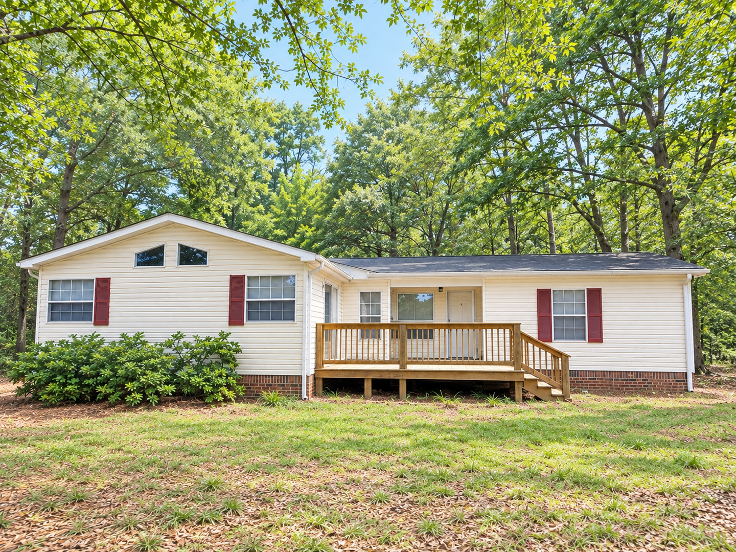 Bogart House: 1500 Malcom Bridge Road
