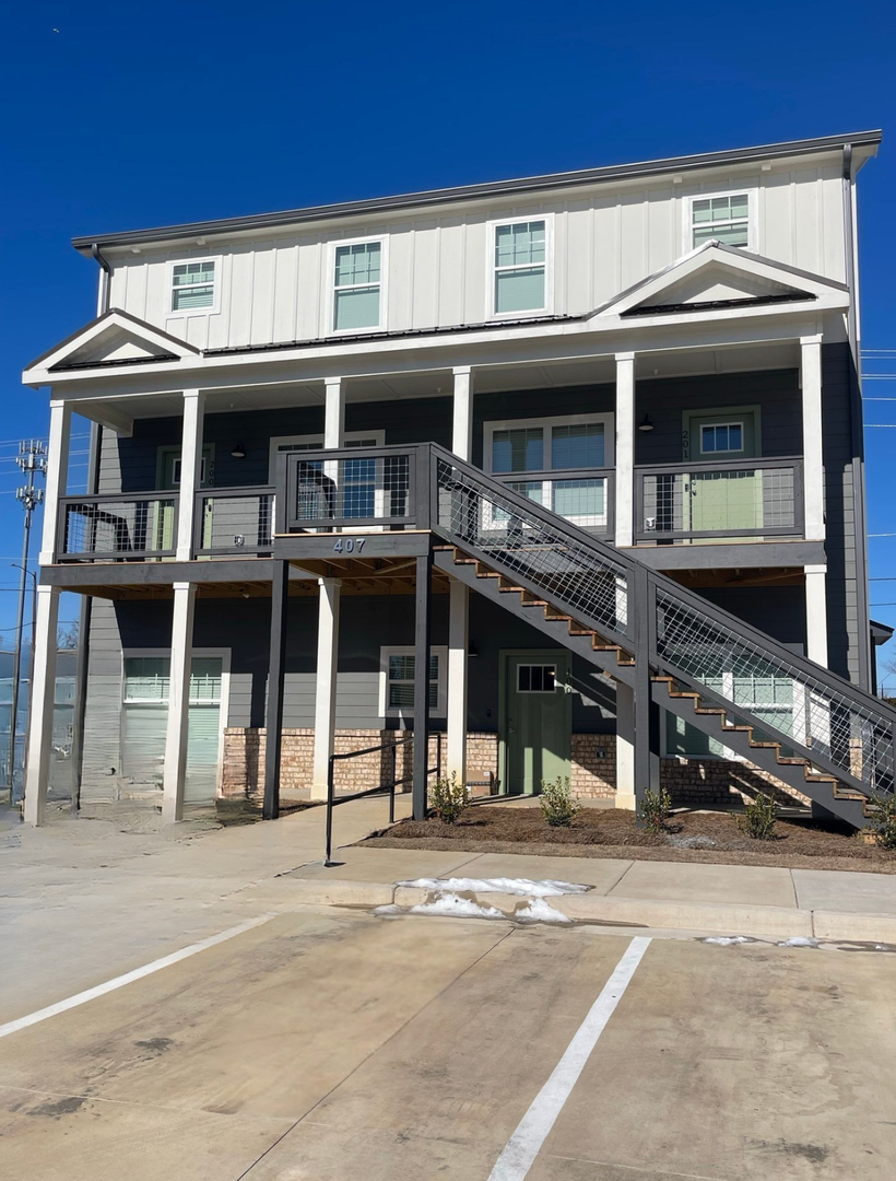 Winston-Salem Apartment: 450 Polo Road