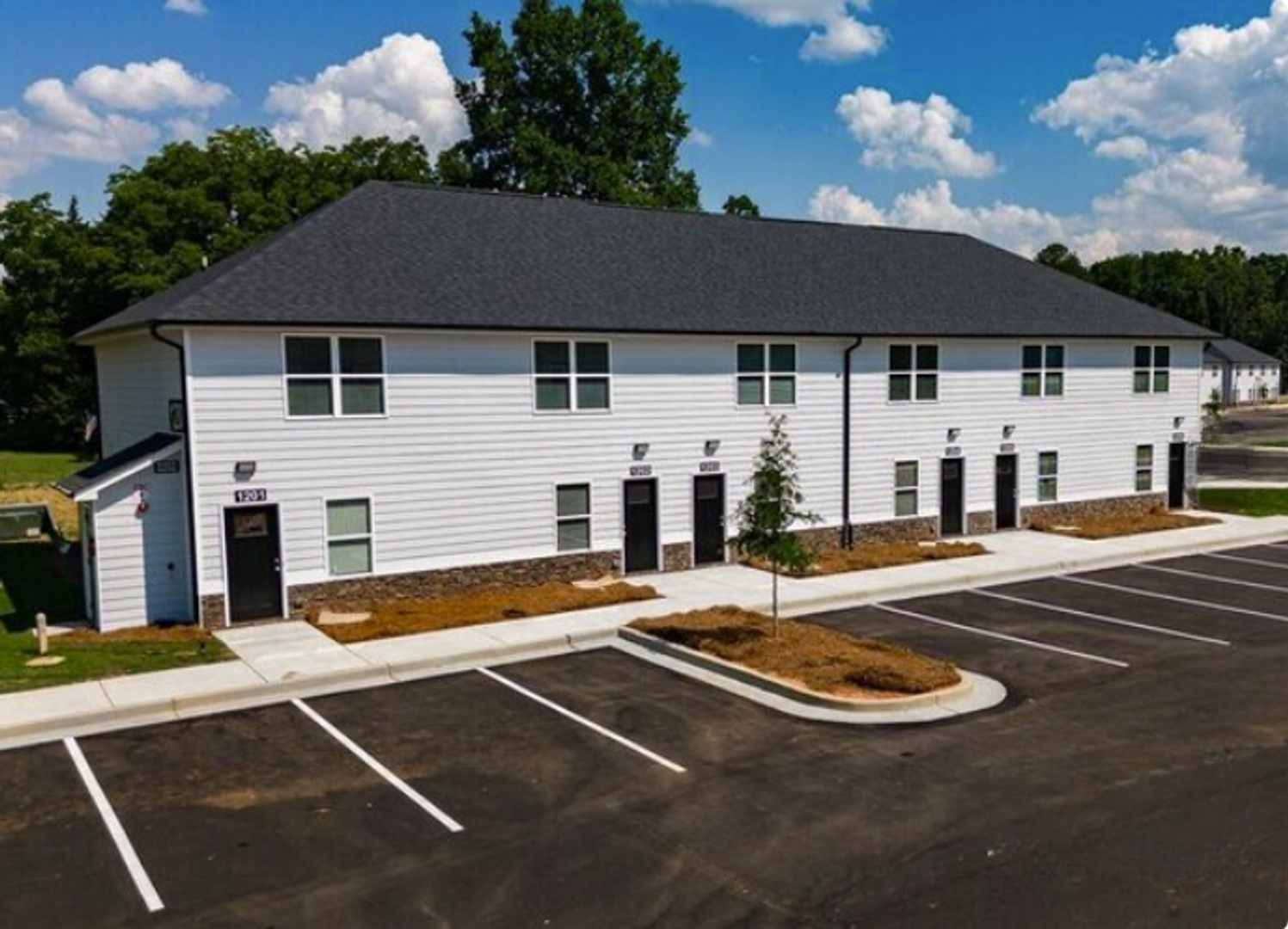 Statham Townhome: 1699 Atlanta Highway SE